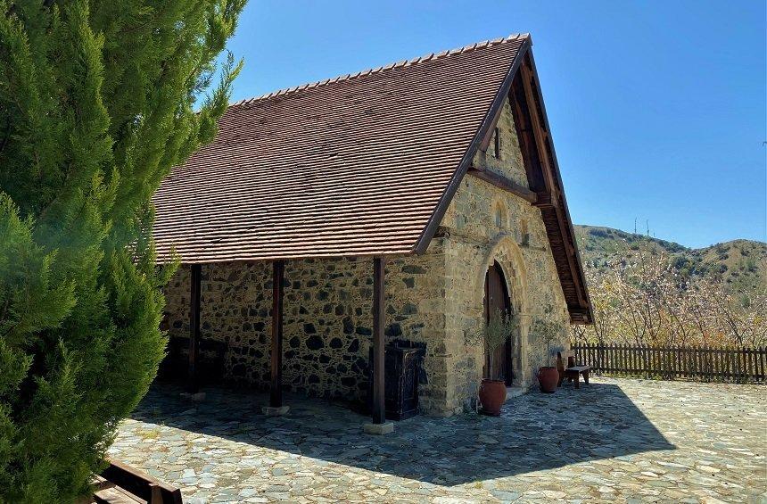 Ayioi Anargiroi Monastery (Fini)