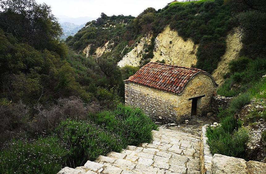 Agios Epifanios Chapel (Limnatis Village)