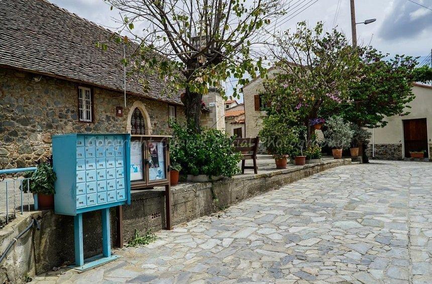 Akapnou: The charm of a village in Limassol, with rich history!