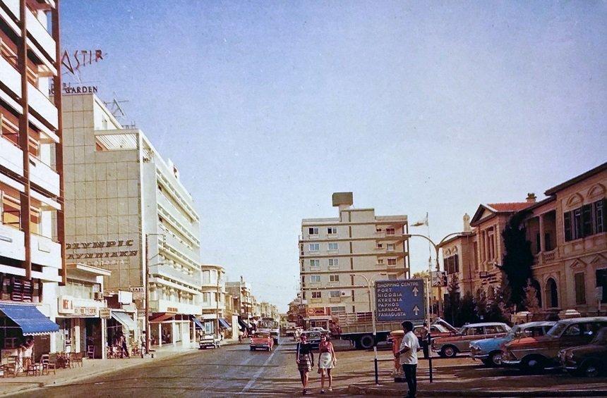 The majestic building of the hotel in Aneksartisias street. (Photo: Limassol Historical Archives)