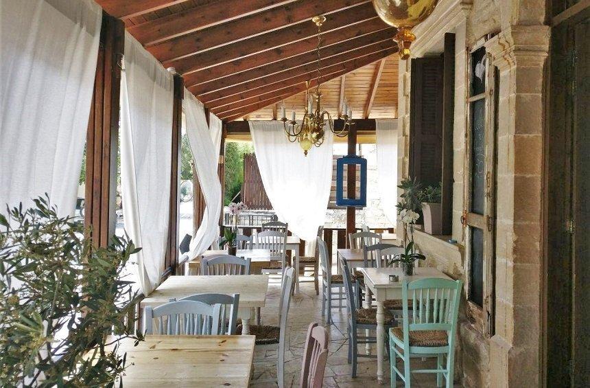 OPENING: A beautiful, vintage restaurant has just opened in Limassol!