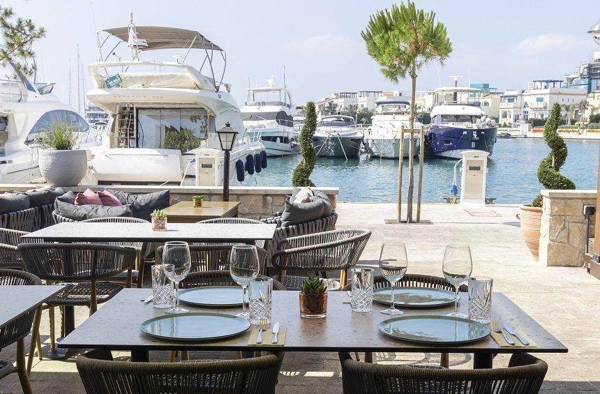 Café Calma: A relaxing atmosphere worthy of its name next to the Limassol sea!
