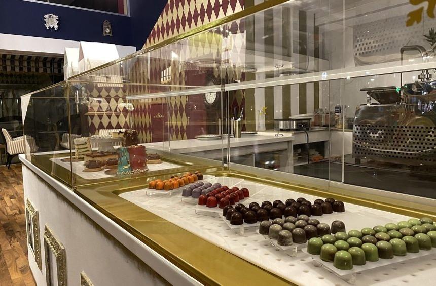 Carousel Patisserie: A new café - patisserie in Limassol, straight out of a fairy tale!