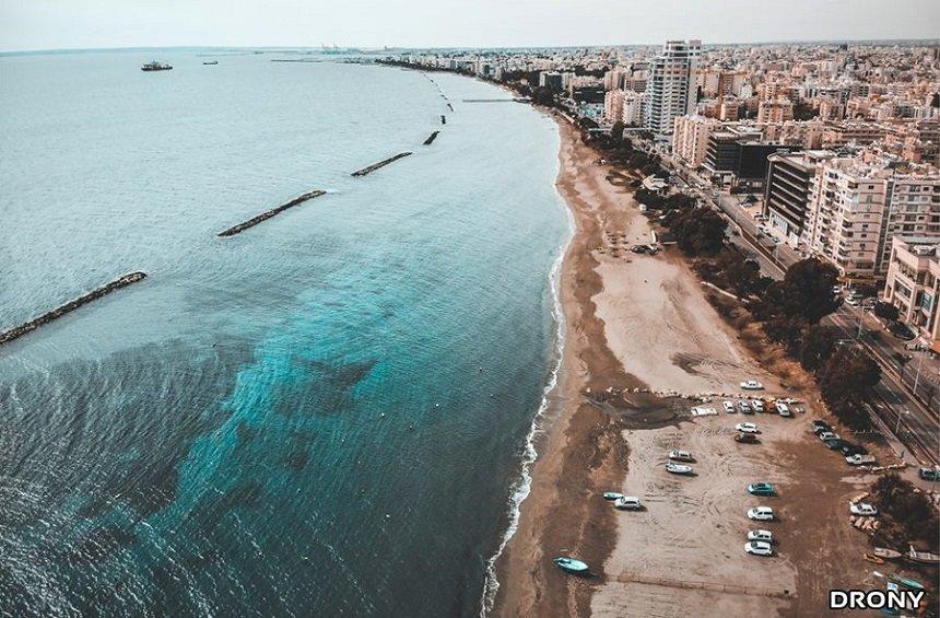 PHOTOS: A mysterious guy, creates amazing images of Limassol!