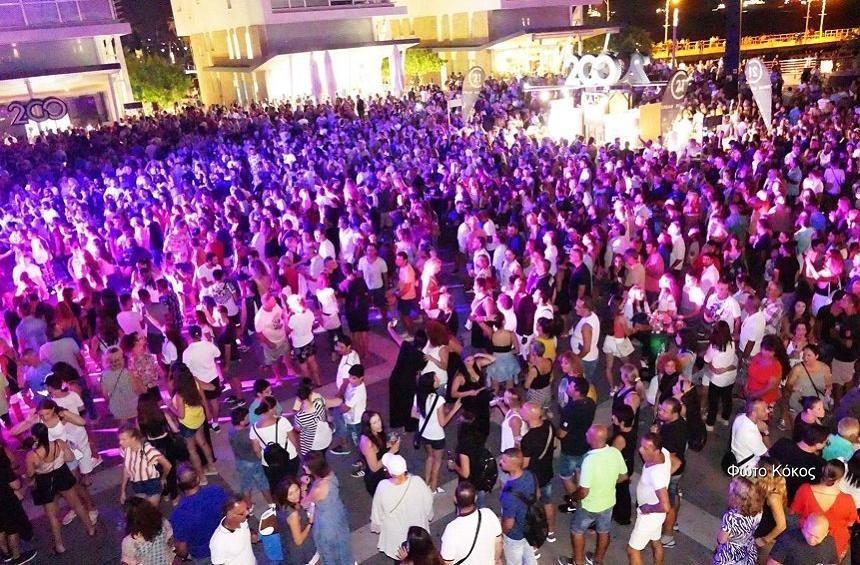 Around 7.000 people at the crazy disco party at the Limassol Old Port!