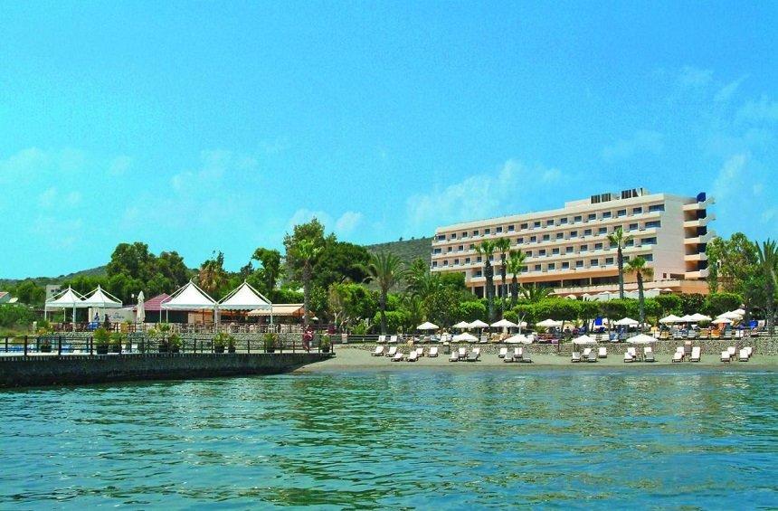 Elias Beach Hotel 4*