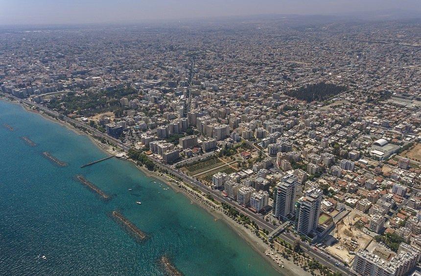 PHOTOS: A 7000 m² plaza is coming at the Limassol seaside!