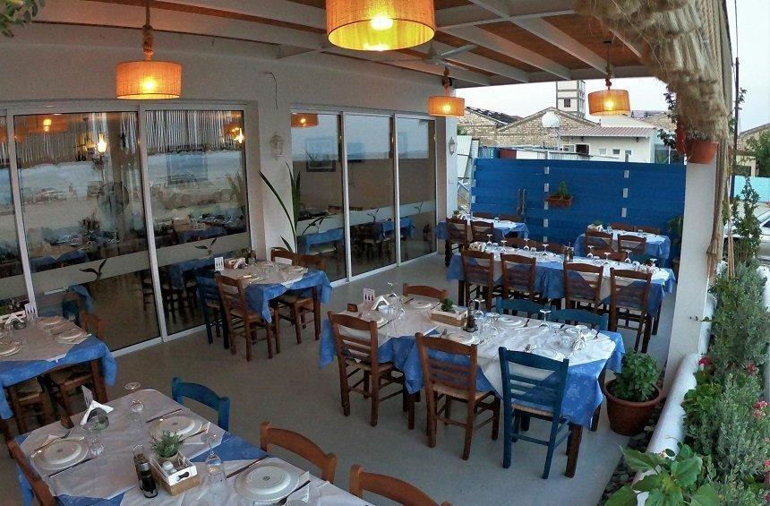 'Glaros' fish tavern: A historic fish tavern in Limassol, with a tradition of 40+ years!