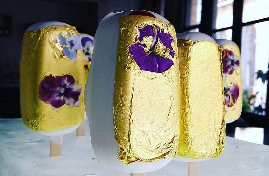 Ice cream leaves of gold: A delight with the touch of Midas in Limassol!