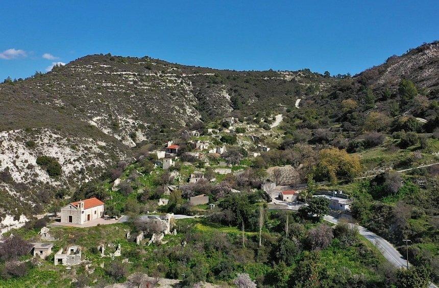 Korfi Village