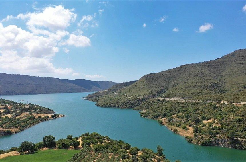 The image of the dam today.