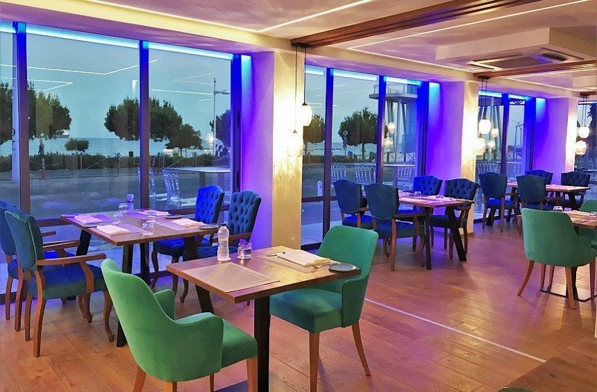 OPENING: New, impressive venue in Limassol, with sea view and fitting atmosphere!