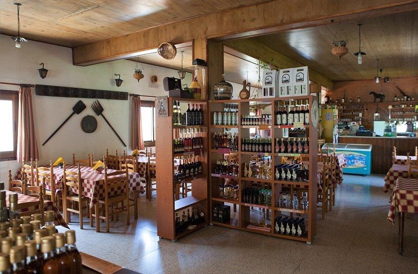 Lania tavern: A tavern with 30+ years of tradition in the Limassol countryside!