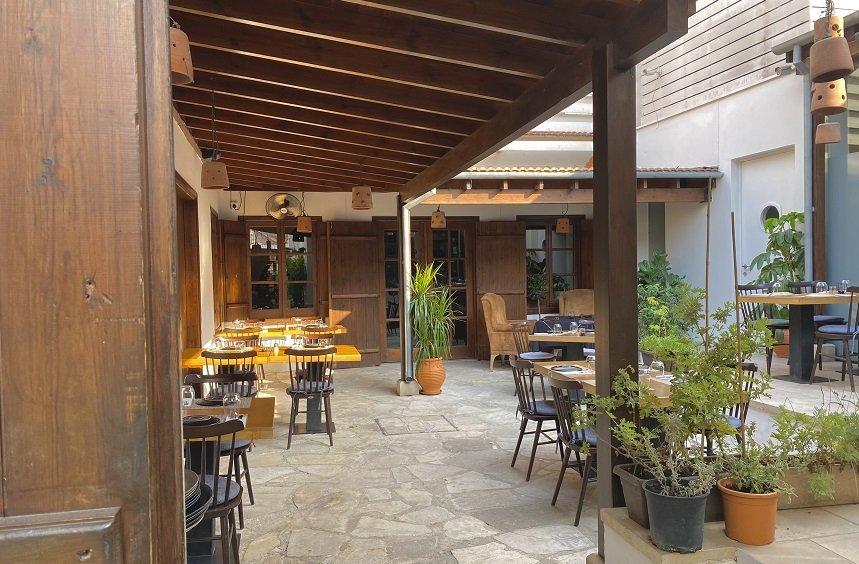 OPENING: A new bistro with a wonderful patio, opened in a neoclassical building in Limassol!