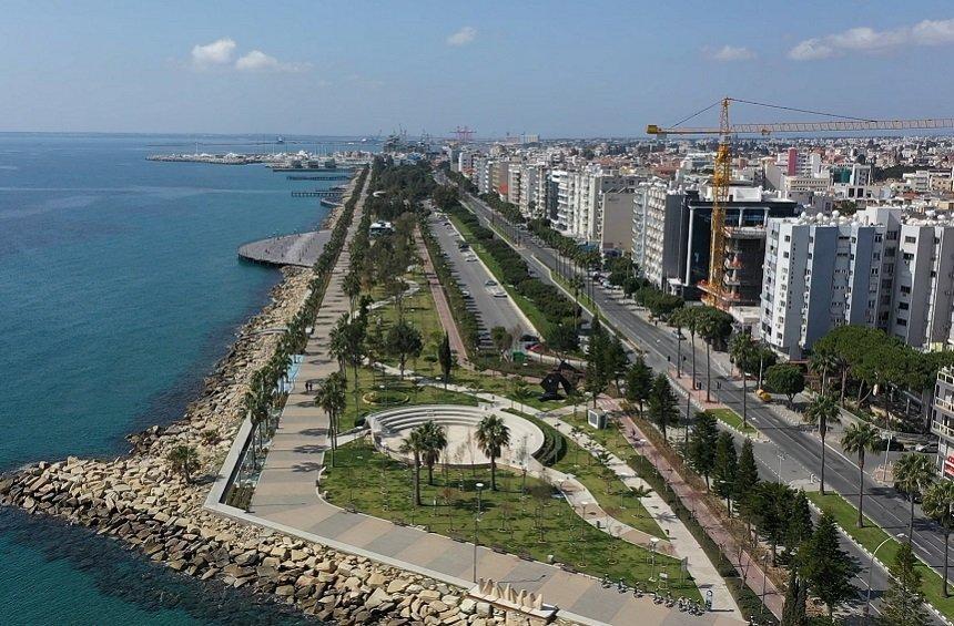 PHOTOS + VIDEO: The unprecedented image of Limassol, on the first day of movement restrictions!
