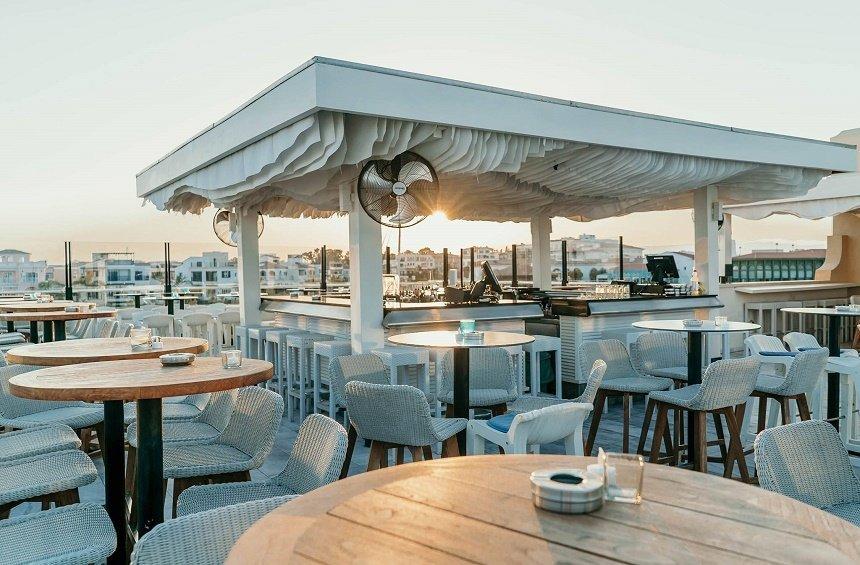 Marina Roof Bar: The stunning sunsets of Limassol from a cool city terrace!