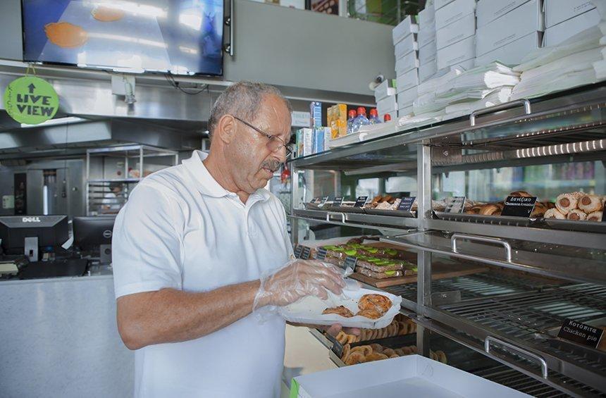 The secret of the handmade cheese pie, beloved by generations of Limassolians!