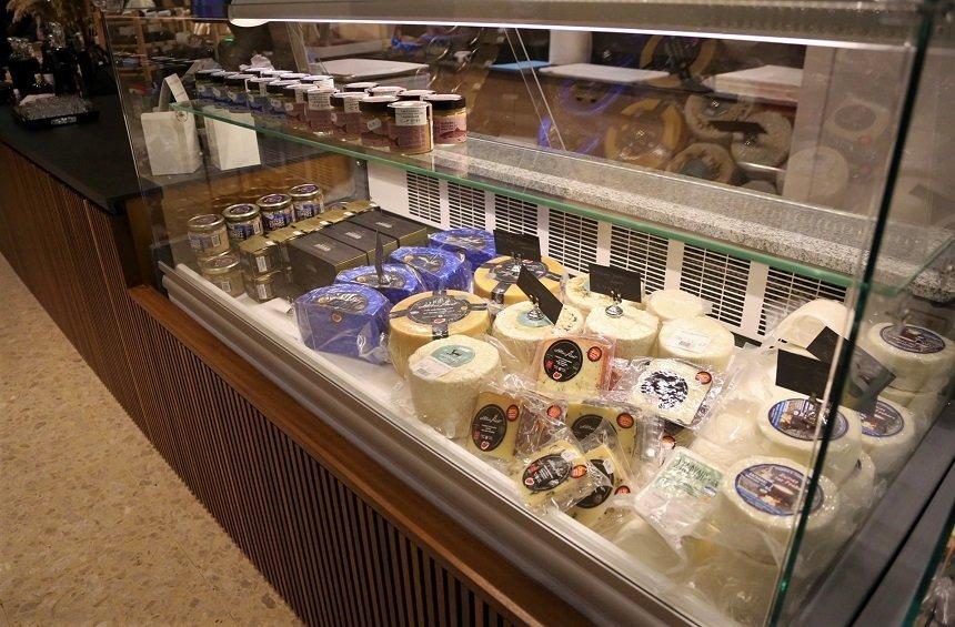 Mirom Deli: A shop in the Limassol center, overflowing with exquisite flavors!