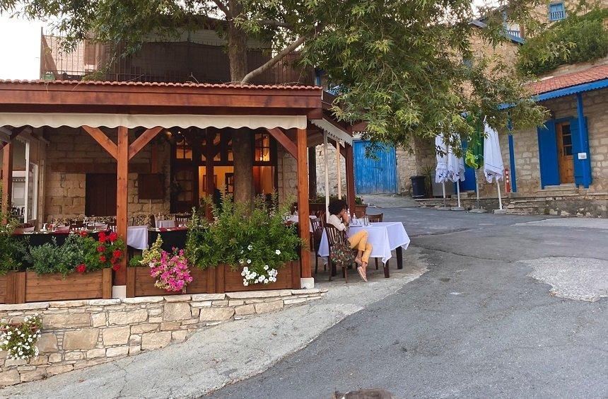 Monte Vouni: An authentic, Greek tavern in mountainous Limassol, with eclectic menu!