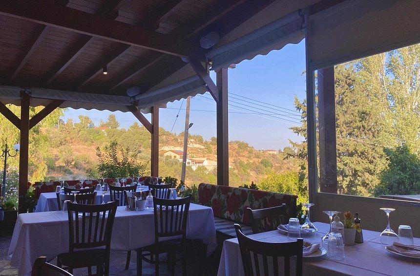 Monte Vouni: An authentic, Greek tavern in mountainous Limassol, with eclectic menu!