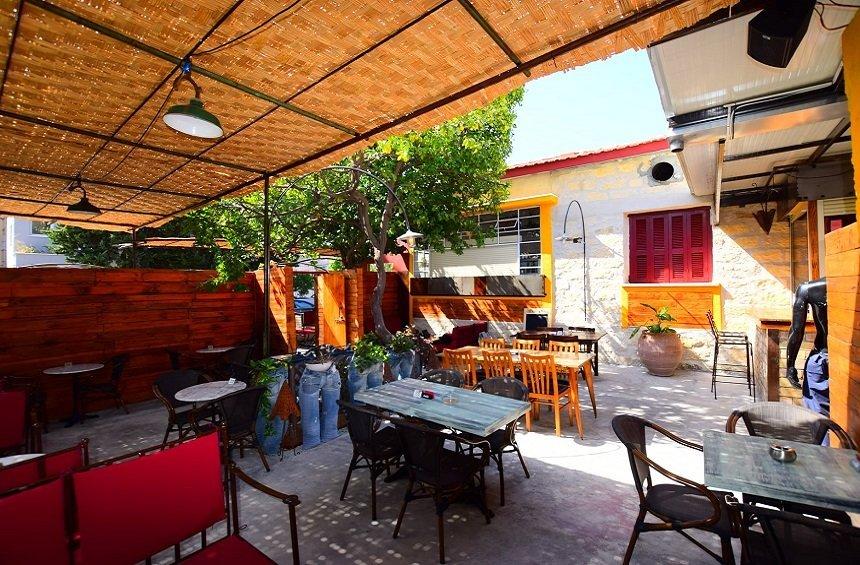 OPENING: A new destination in Limassol with an interesting menu and a large courtyard!