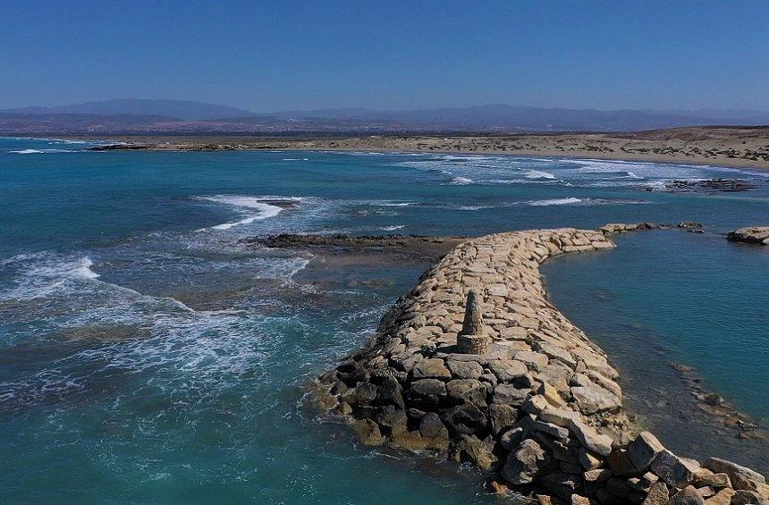 Akrotiri Bay