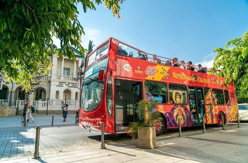 PHOTOS + VIDEO: An open-roof, red bus has began its tours in Limassol!
