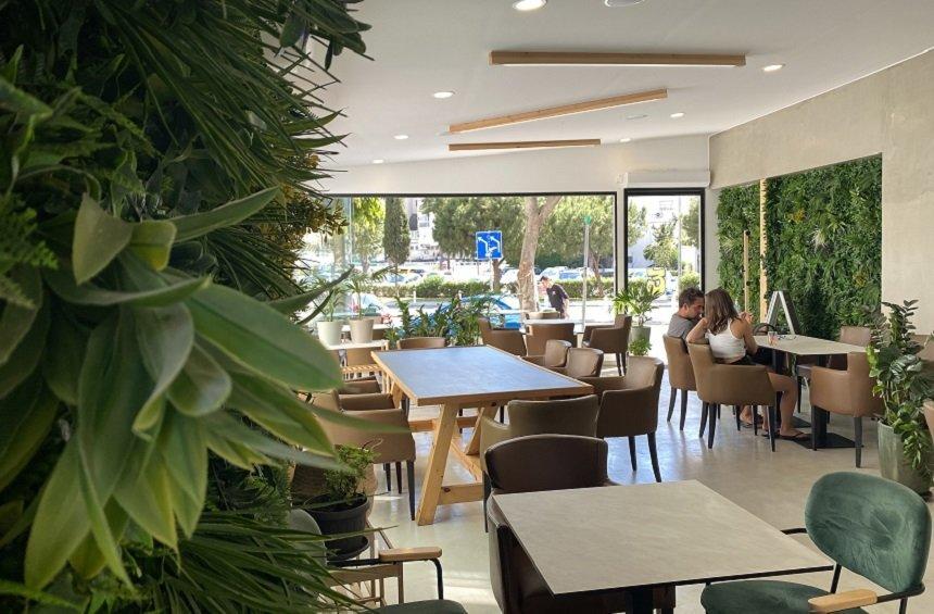 OPENING: A space with delicious dishes and coffee, just a few meters from the Limassol sea!