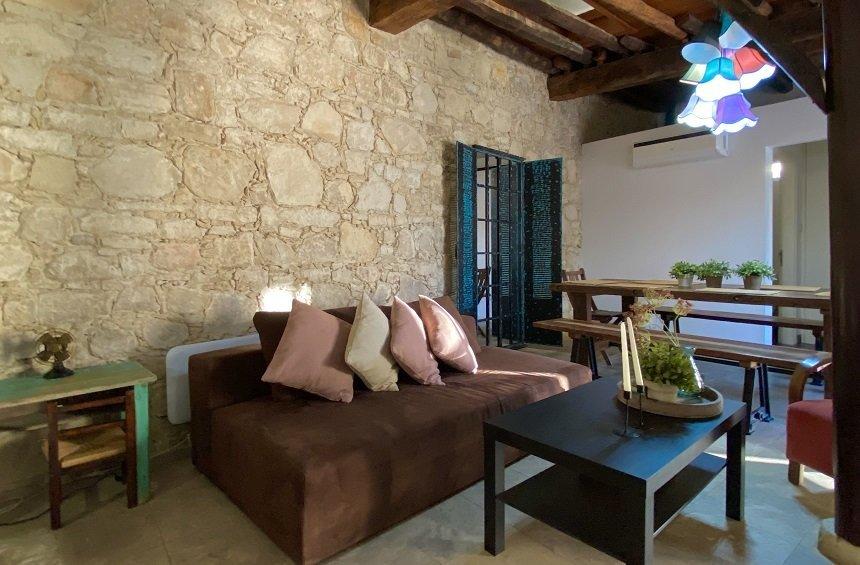 Villa Cabernet: A mansion in a Limassol village that has been transformed into a wonderful destination!