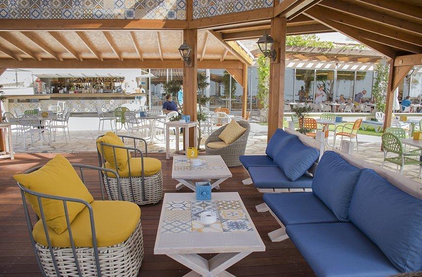 PHOTOS: The first images from Limassol's new beach bar!