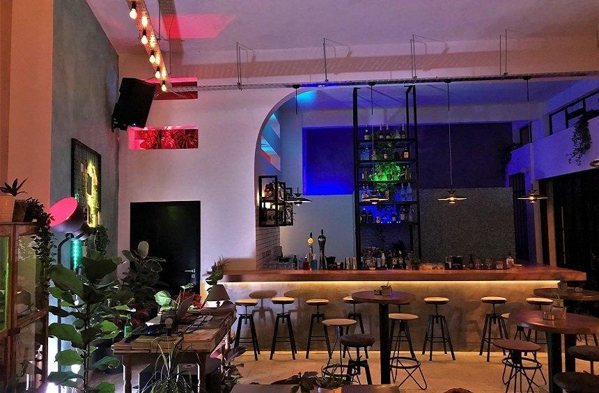 OPENING: A new Limassol hangout in an old shop with a retro sunroom!