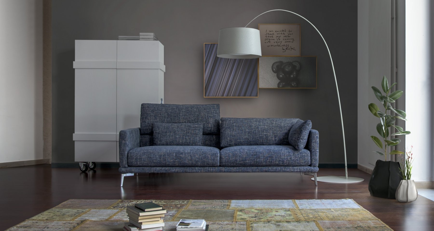 The Genius Loci, also available in a chaise-longue configuration, features a stylish shape, further enhanced by slender armrests and elegant feet